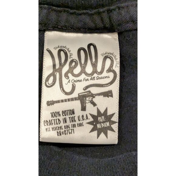 Hellz Bellz "A Crime For All Seasons" Graphic T-Shirt Medium Rare Y2K Streetwear - Picture 8 of 10